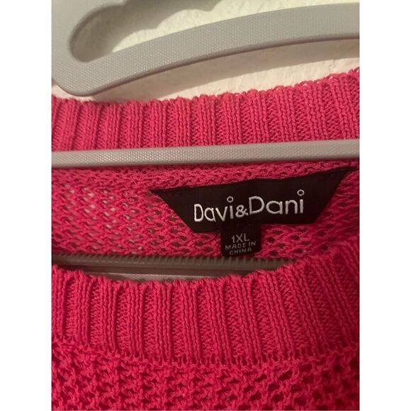 Davi & Dani BATWING LOOSE FIT HOLLOW OUT COVER UP SWEATER - Picture 4 of 5